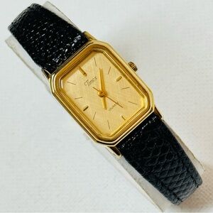 Vintage Timex Fancy Dial Women's Cut Corner Tank Watch Gold Black Leather 1993